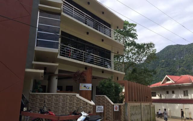 Rovic'S Tourist Hotel