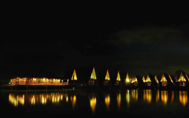 Seaview Cottage Cirebon Waterland
