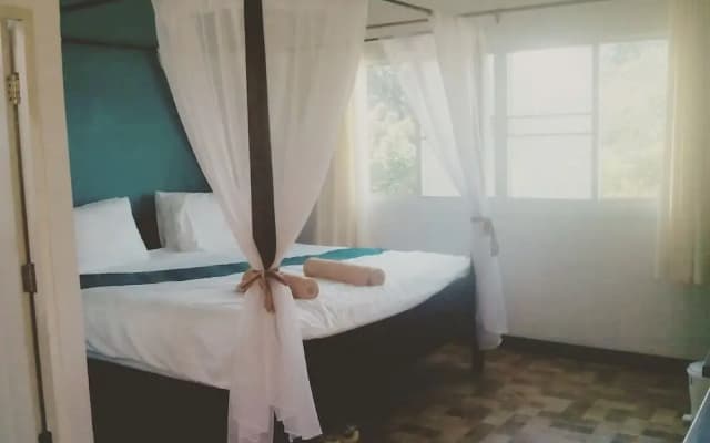 The Creek Villa