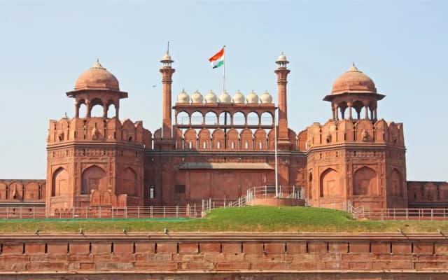 Hotel Darpan Palace