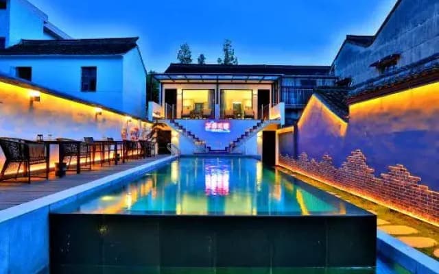 Houx afternoon Garden Design Hotel