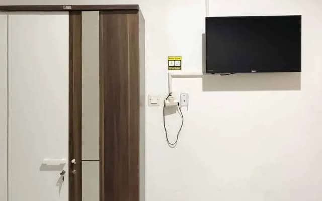 SAS Guest House by RedDoorz