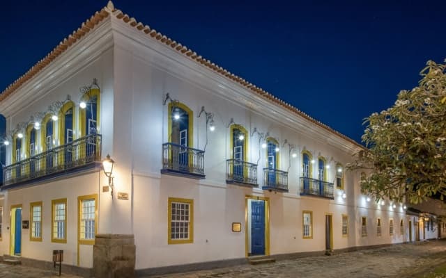 Sandi Hotel