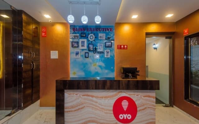 OYO 11498 Hotel Bliss Executive