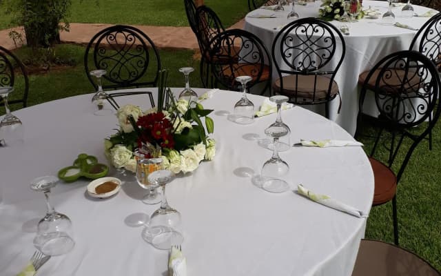 Отель Les Jardins De Zyriab