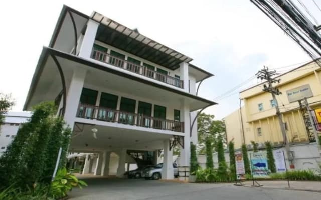 Top North Hotel