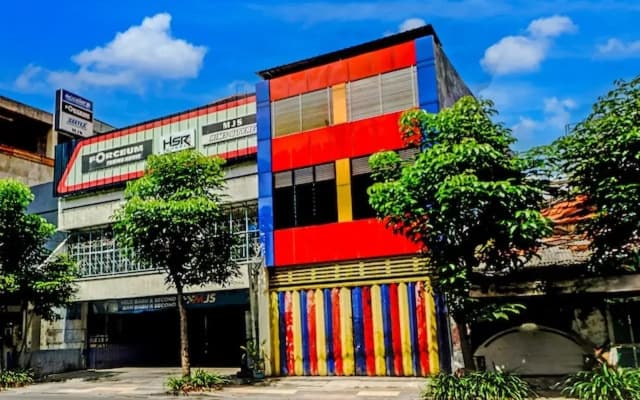Hotel O Surabaya near Universitas Airlangga formerly Kertajaya Residence Surabaya
