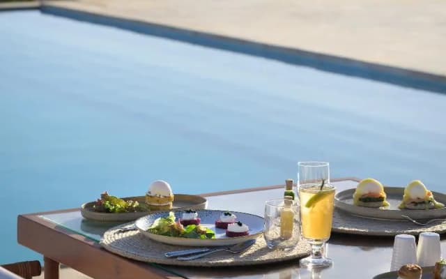 Курортный отель The Zen Wellness Resort