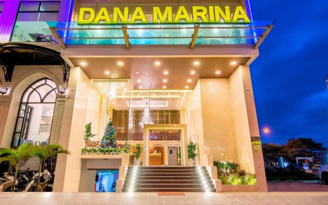 Dana Marina Hotel