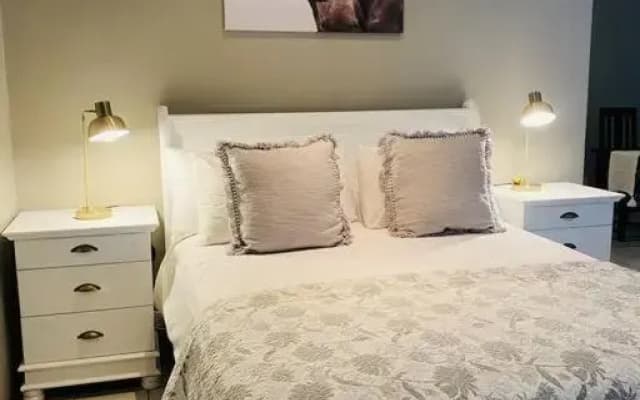 The Cottage at 152