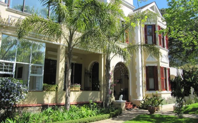 Carmichael House Boutique Hotel