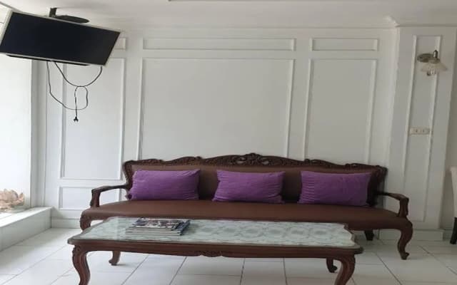 Aora Boutique Hotel Sutthisan