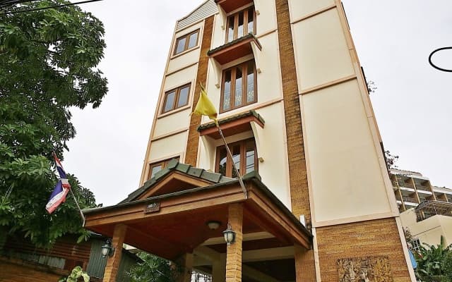 Baan SS Karon