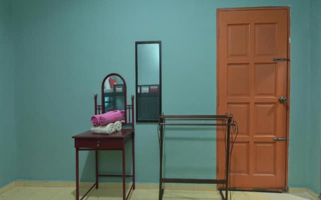 Tahan Guest House