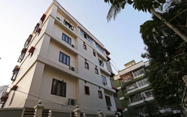 CAPITAL O 10292 Niharika Guest House