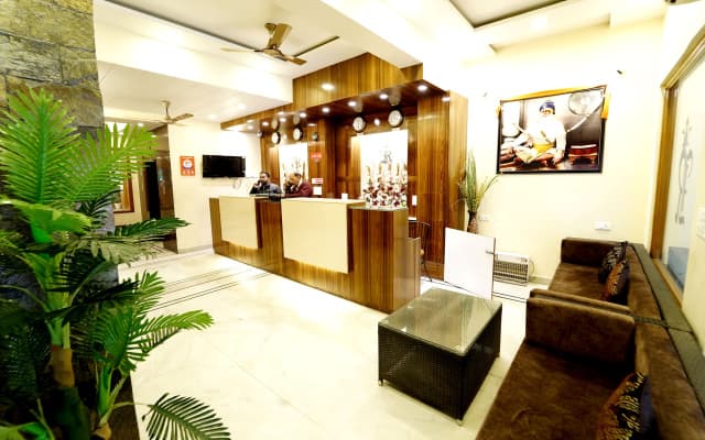 Hotel Roopa International