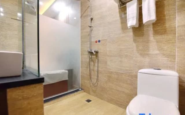 Yongchuan Yinxuan Hotel (Haoxu Yinshanyuan Branch)