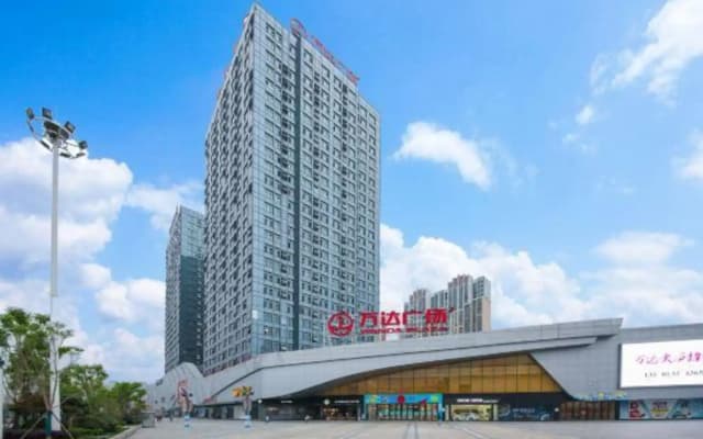 City Comfort Inn Hotel (Shiyan High-Speed Railway Wanda Plaza)