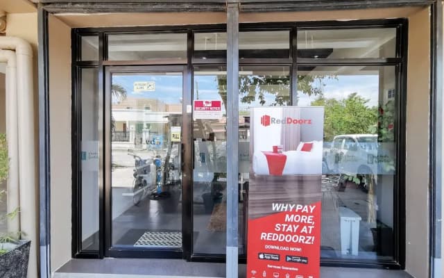 RedDoorz near Gaisano Mall Gensan