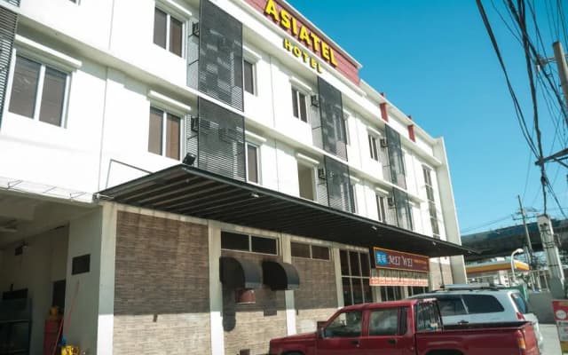 OYO 110 Asiatel Airport Hotel