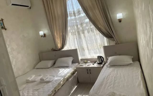 GREEN Hotel