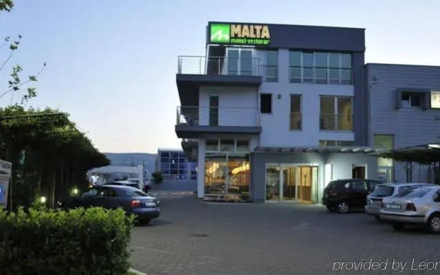 Motel Aura