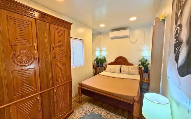 Zanzibar Beach House- South