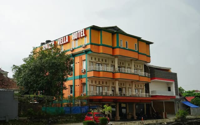 Oyo 624 Hotel Golden Vella