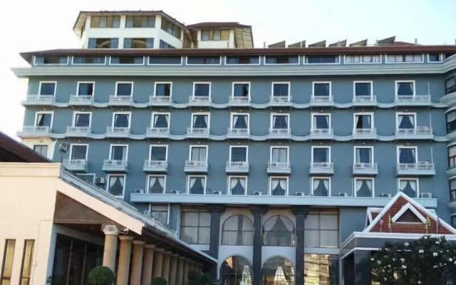 Nattirat Grand Hotel