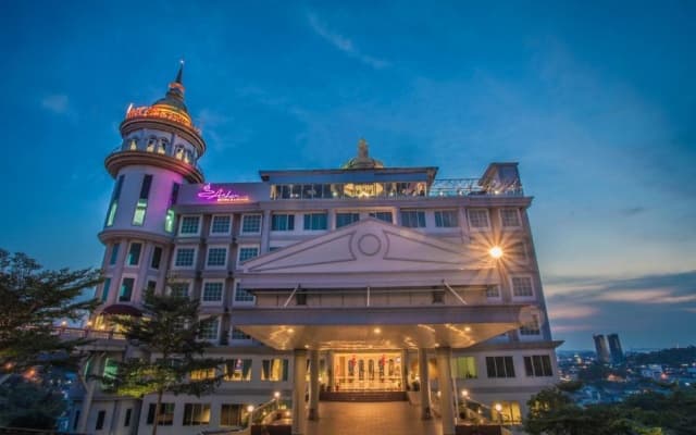 King's Hotel Nagoya Batam
