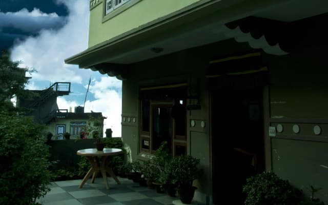 Hotel Rabdentse Residency