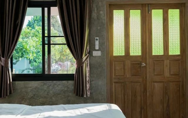 Baansuan Tisa Resort