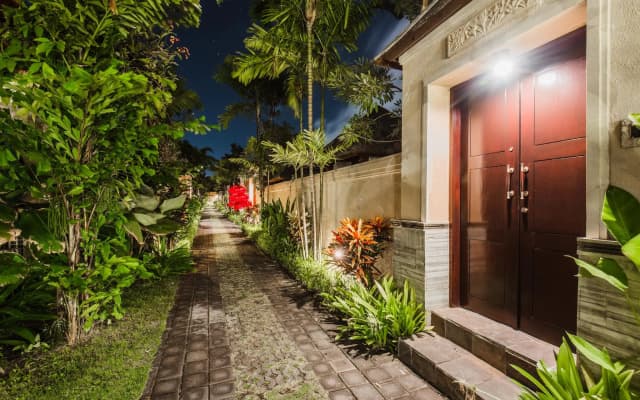Aldeoz Grand Kancana Villa Bali