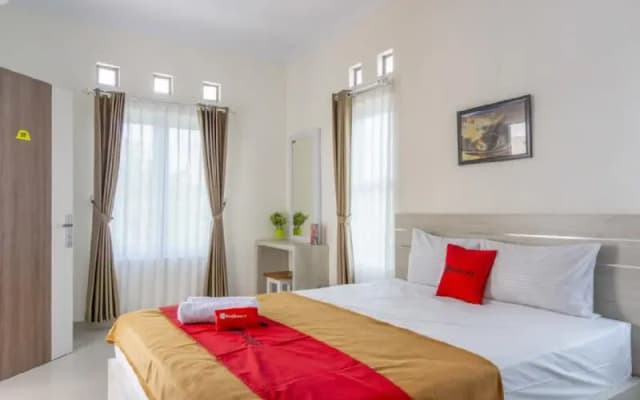 D'Geo Inn by RedDoorz
