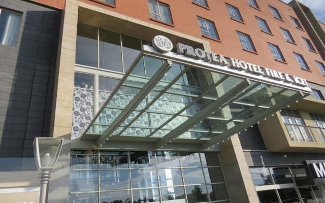 Protea Hotel Fire & Ice by Marriott JHB Melrose Arch