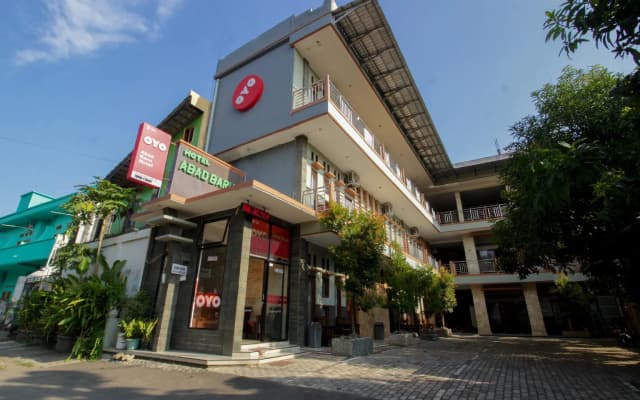 OYO 820 Abad Baru Hotel