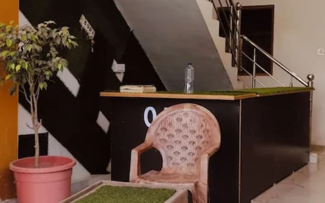 Hotel ORS Guest House Ayodhya