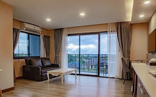 L2 Hotel