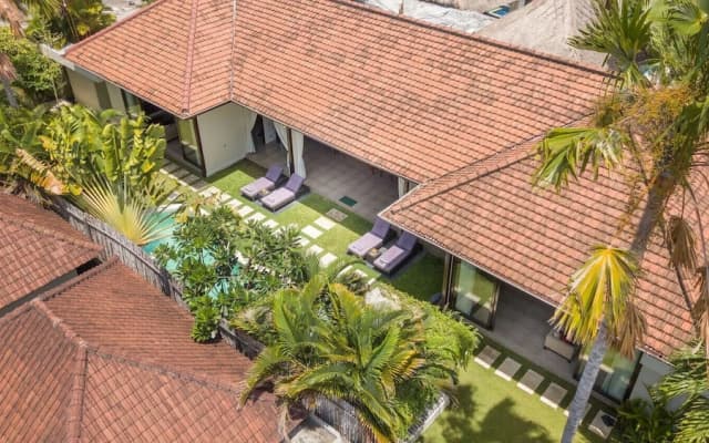 Villa Alice Satu by Villa Finder