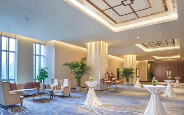 Junluxe Hotel Guangzhou Science City-Free Shuttle Bus Service to Guangzhou Canton Fair