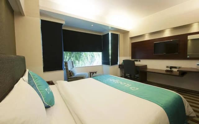 Ilodge At Nehru Place