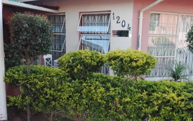 Joezebel Guest House