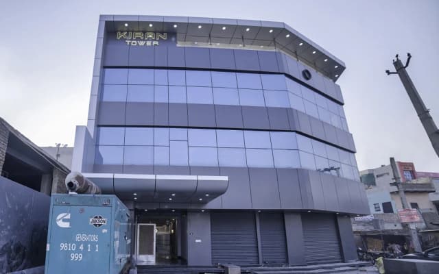 Crown Residency by OYO Rooms
