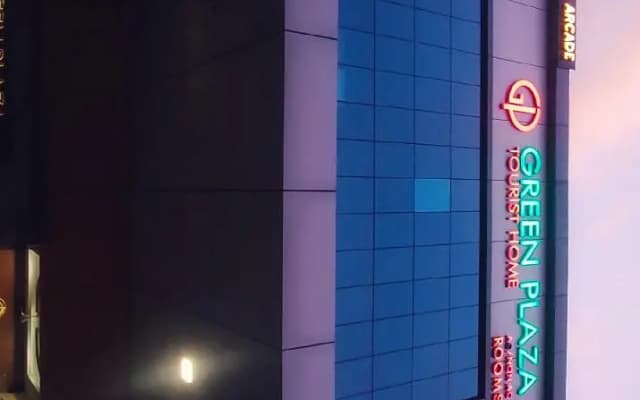 Hotel Green Plaza