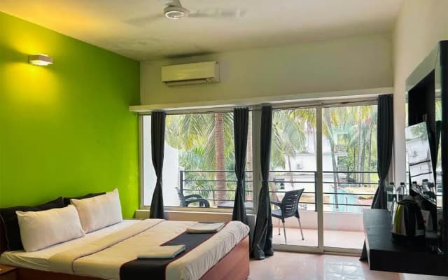 Bay Breeze Hotels & Resorts