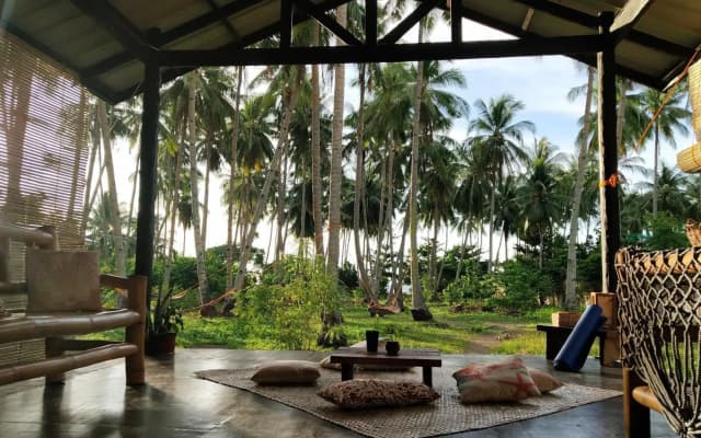 Bahandi Beach Lodge