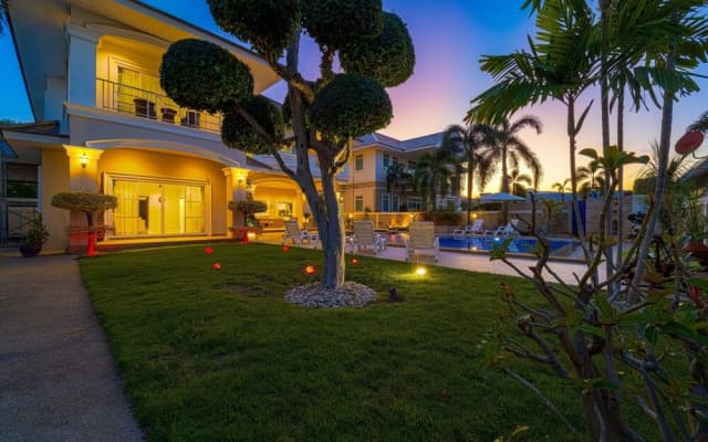 Luxurious 5-Bed Private Pool Villa - PV5