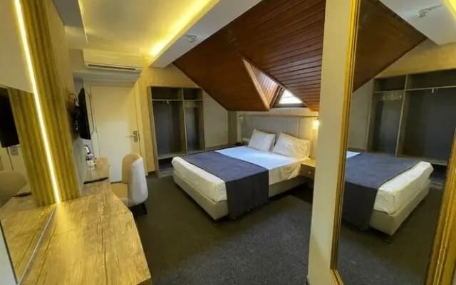 Yeni̇ Sevcan Hotel