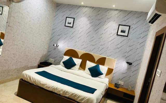 Hotel Aalishan