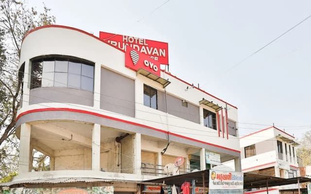 OYO 3299 Hotel Vrundavan